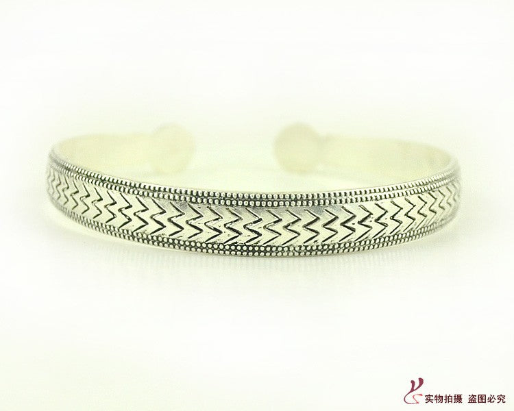 Wholesale Vintage elephant carved open women's dragon and phoenix bracelet ethnic style Tibetan silver bracelet Miao silver bracelet